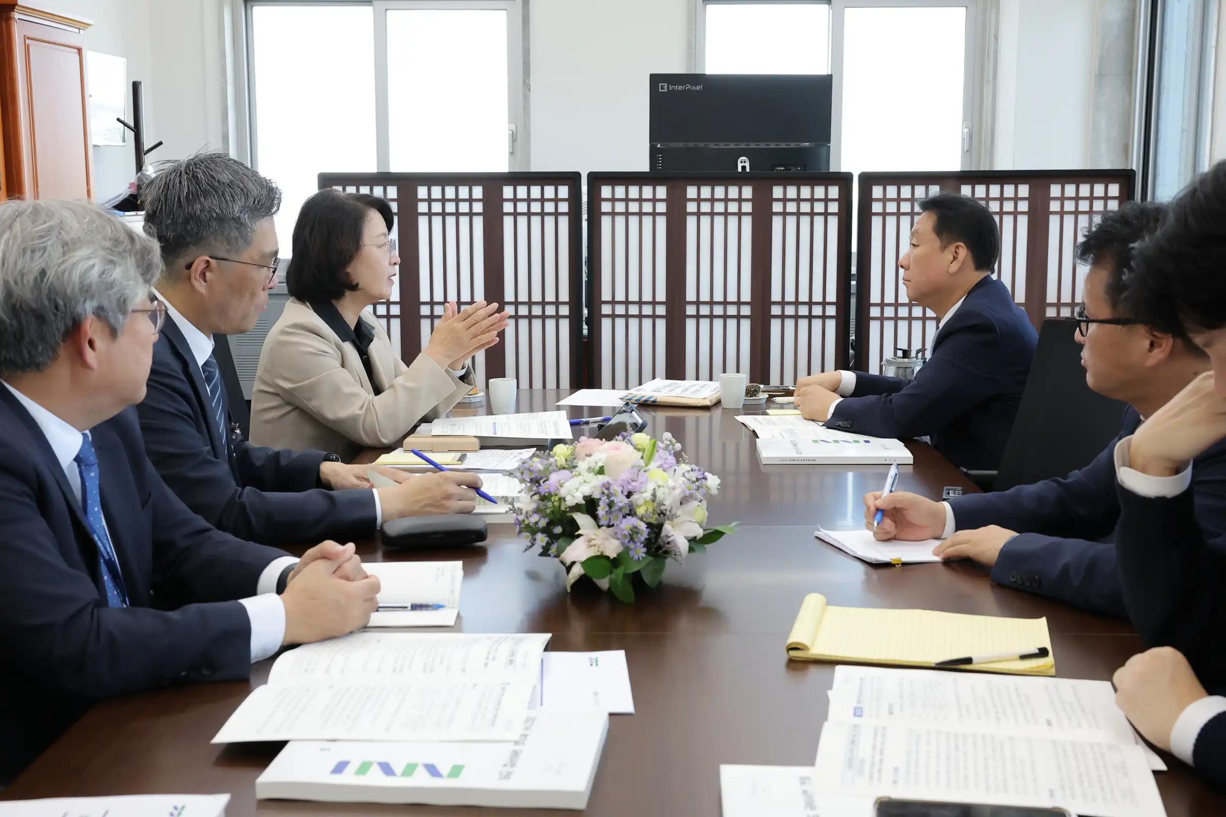 소방재정 국비 확대·지방세제 개편 관련 이광재 국회 예결위원장 및 한병도 더불어민주당 원내대표 면담